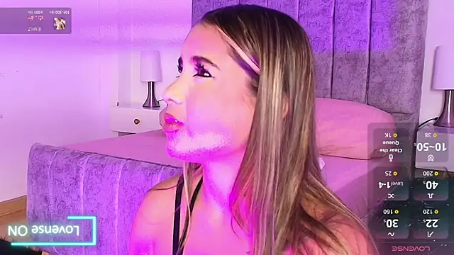 Snapshot of Lucy_Carson_ chatting on 02-25-26, 03:29 Lucy Carson online show from 02-25-26, 03:29