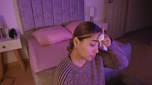 Lucy Carson  online show from 03-29-26, 03:41