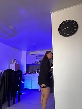 Snapshot of Pretty__Milf chatting on 04-08-26, 01:34 Pretty Milf online show from 04-08-26, 01:34