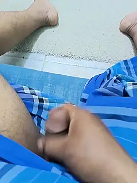 Snapshot of Rone9936 chatting on 02-13-26, 03:56 Rone9936 online show from 02-13-26, 03:56