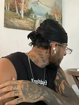 liyamjunior online show from 02-11-26, 05:46