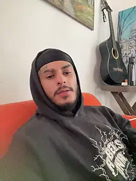 liyamjunior online show from 02-13-26, 06:52