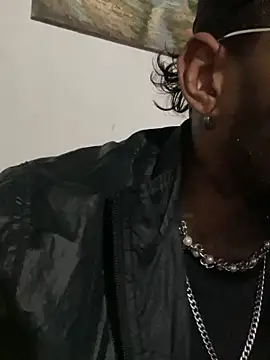 liyamjunior online show from 02-25-26, 05:40