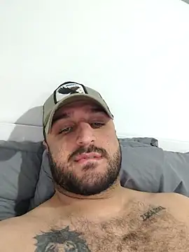 Snapshot of Mertozer01 chatting on 03-21-26, 10:46 Mertozer01 online show from 03-21-26, 10:46