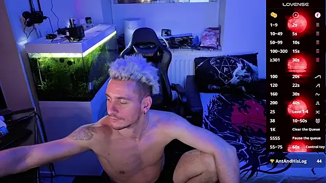 Rayzel White online show from 02-25-26, 02:12