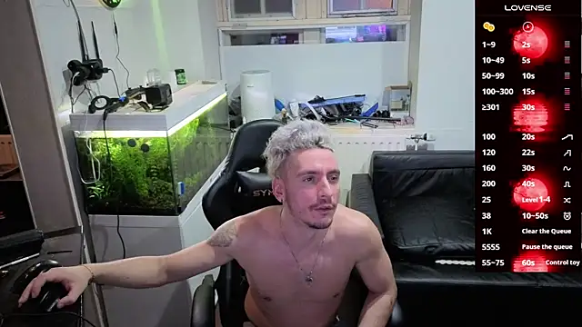 Rayzel White online show from 02-17-26, 10:51