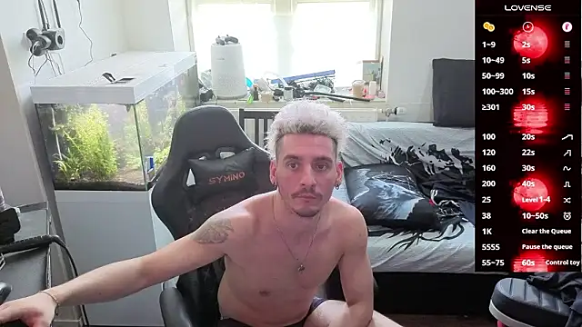 Rayzel White online show from 03-09-26, 01:03