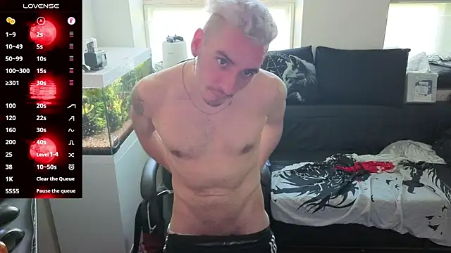 Rayzel White online show from 04-26-26, 02:25