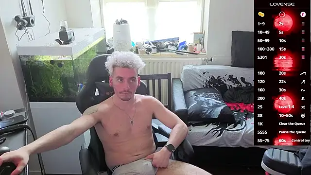 Rayzel White online show from 03-08-26, 01:03