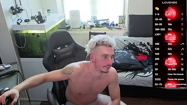 Rayzel White online show from 03-05-26, 01:30