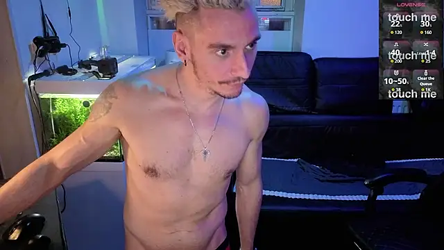 Rayzel White online show from 02-03-26, 11:21