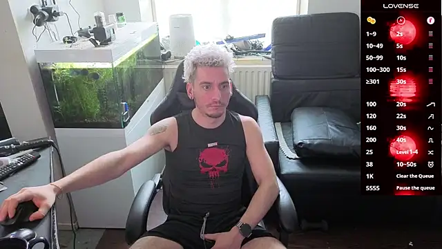 Rayzel White online show from 02-22-26, 01:35