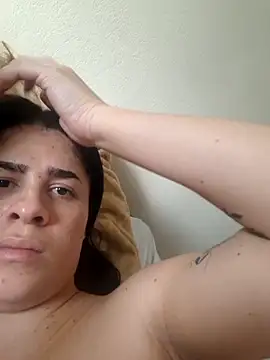 Neveencantada00 online show from 02-19-26, 07:55