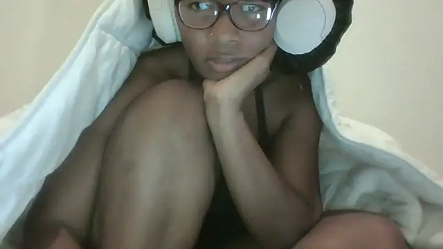 Snapshot of xxxdanidoomsdayxxx chatting on 02-09-26, 12:08 xxxdanidoomsdayxxx online show from 02-09-26, 12:08