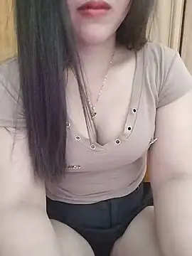 Snapshot of MaiNgoc_sexy chatting on 06-10-26, 10:44 MaiNgoc sexy online show from 06-10-26, 10:44