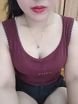 Snapshot of MaiNgoc_sexy chatting on 06-11-26, 03:47 MaiNgoc sexy online show from 06-11-26, 03:47