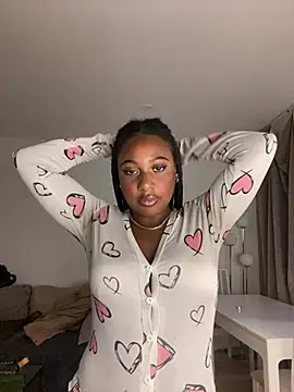 xo steffyxo 4 online show from 04-10-26, 06:26