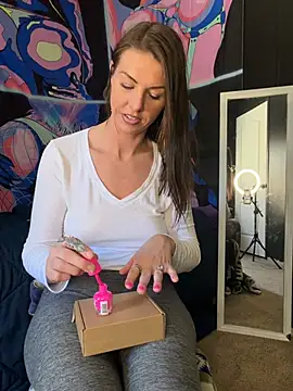 tastemecaroline online show from 02-23-26, 04:51