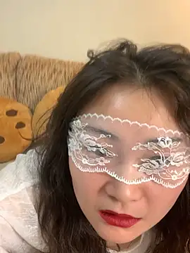 COCO028168 online show from 01-16-26, 01:48