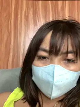 Snapshot of LUNAKUTE99 chatting on 06-27-26, 07:58 LUNAKUTE99 online show from 06-27-26, 07:58