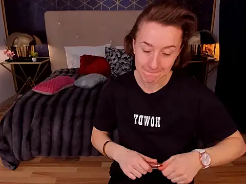 Snapshot of GingerWixxx chatting on 02-03-26, 05:38 GingerWixxx online show from 02-03-26, 05:38