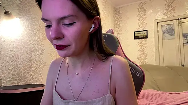 Snapshot of LavondaDeleston chatting on 02-04-26, 10:05 LavondaDeleston online show from 02-04-26, 10:05