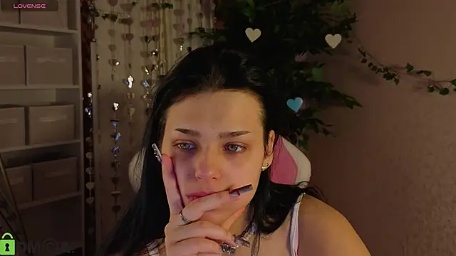 Leslie Wholsh online show from 02-22-26, 01:08