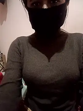 Snapshot of Shreya_real chatting on 01-15-26, 07:45 Shreya real online show from 01-15-26, 07:45