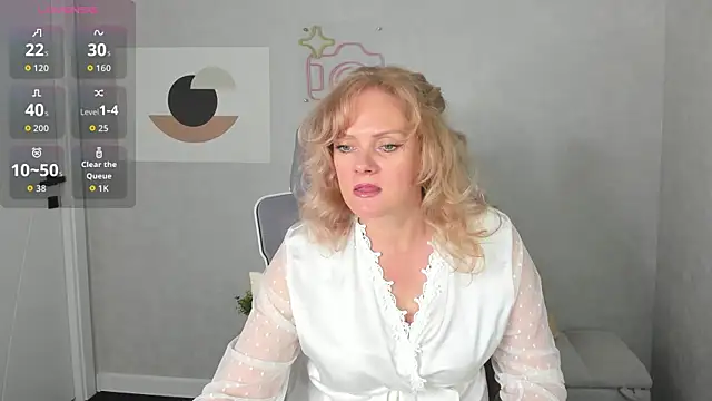 Snapshot of Victoria_Nelson chatting on 05-20-26, 01:13 Victoria Nelson online show from 05-20-26, 01:13