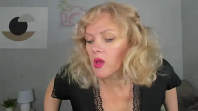 Victoria Nelson online show from 06-28-26, 01:01