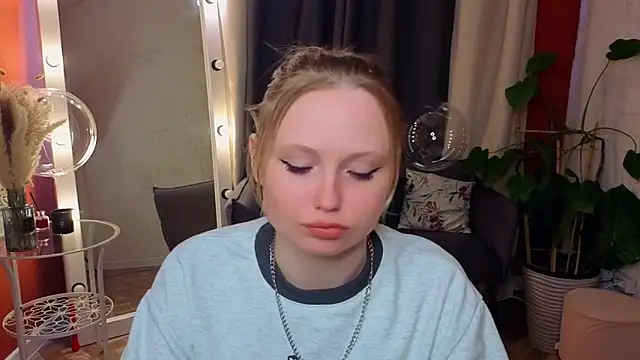 Sweet M1la online show from 02-25-26, 10:37