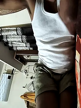 Hottlund6 online show from 03-18-26, 03:57