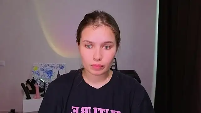 Catherine Karis online show from 07-14-26, 03:07