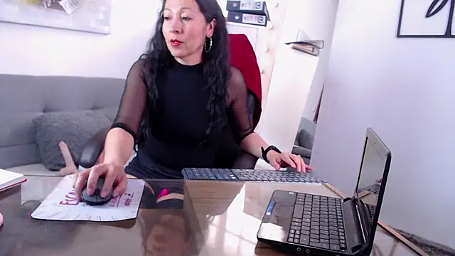 loretta fraser online show from 04-14-26, 01:05