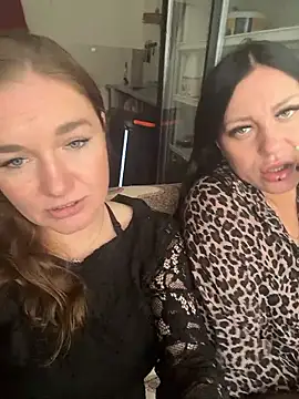 Snapshot of _Mila_Love chatting on 01-15-26, 04:38 Mila Love online show from 01-15-26, 04:38