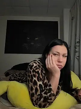  Mila Love online show from 02-11-26, 01:33