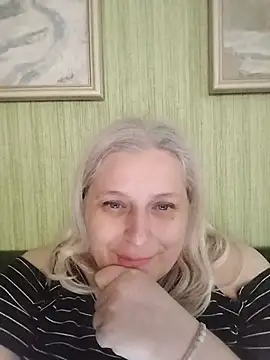 Snapshot of NyushaLollipop chatting on 05-16-26, 04:17 NyushaLollipop online show from 05-16-26, 04:17