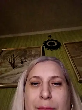 Snapshot of NyushaLollipop chatting on 01-13-26, 02:32 NyushaLollipop online show from 01-13-26, 02:32