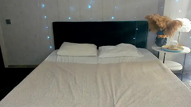 Mira Silk online show from 02-27-26, 03:51