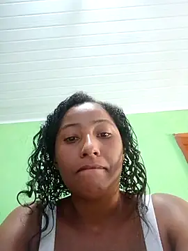 MichelyMaia online show from 01-13-26, 03:27