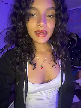 Nyxx Velariia online show from 06-17-26, 04:01