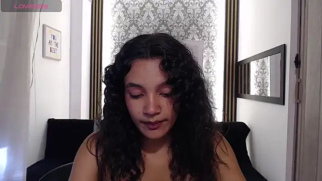 Nyxx Velariia online show from 03-24-26, 03:45