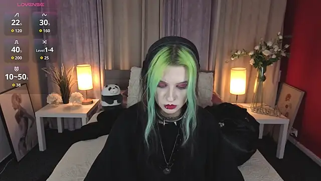 ToxicKittyy online show from 02-08-26, 09:12