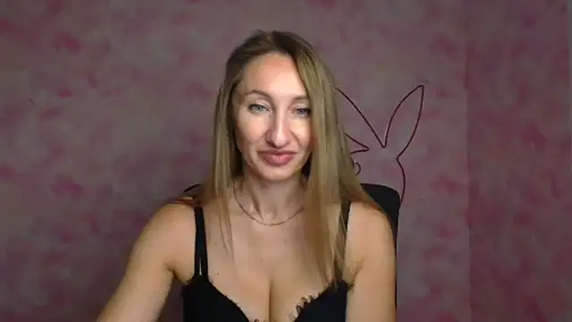 Diana Sweeet  online show from 04-16-26, 05:52