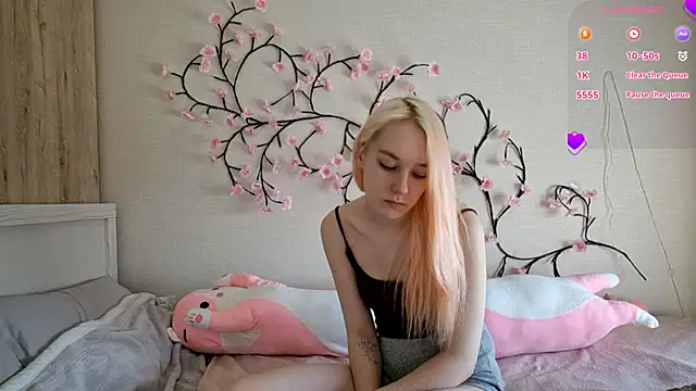 MisaMew online show from 03-13-26, 09:25