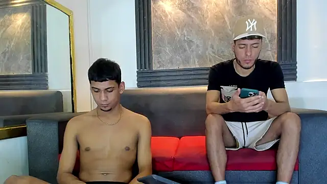 ALEX KEITH26 online show from 04-09-26, 12:01