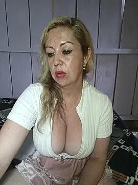 SofiaMilfx69 online show from 04-16-26, 09:50