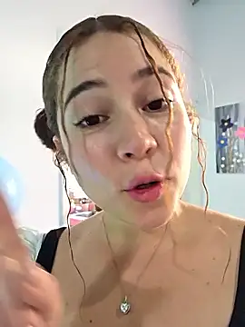 dani ferreer1 online show from 06-19-26, 09:09