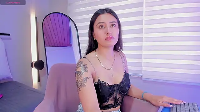 laila  sub  online show from 03-07-26, 01:49