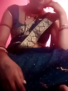 Snapshot of Roshni5050 chatting on 06-06-26, 07:46 Roshni5050 online show from 06-06-26, 07:46